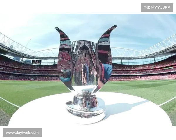 世界无人机足球锦标赛奖杯设计融合白玉兰底座与足球纹理科技感