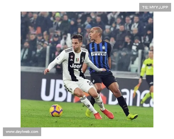 佛罗伦萨主场球迷掌声鼓励球队，绝平尤文提振保级信心